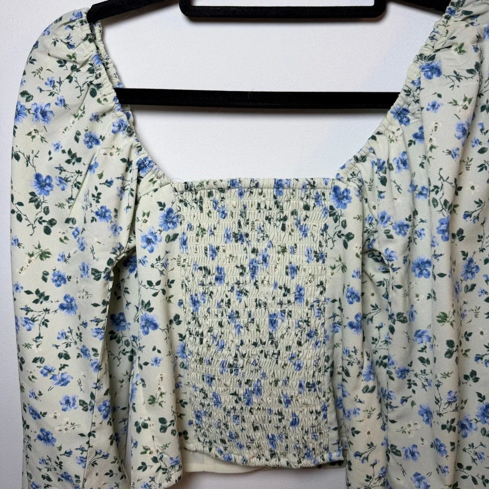 Abercrombie  Puff Sleeve Top Sz XXS Green Floral Tie Boho Cottagecore Sweetheart